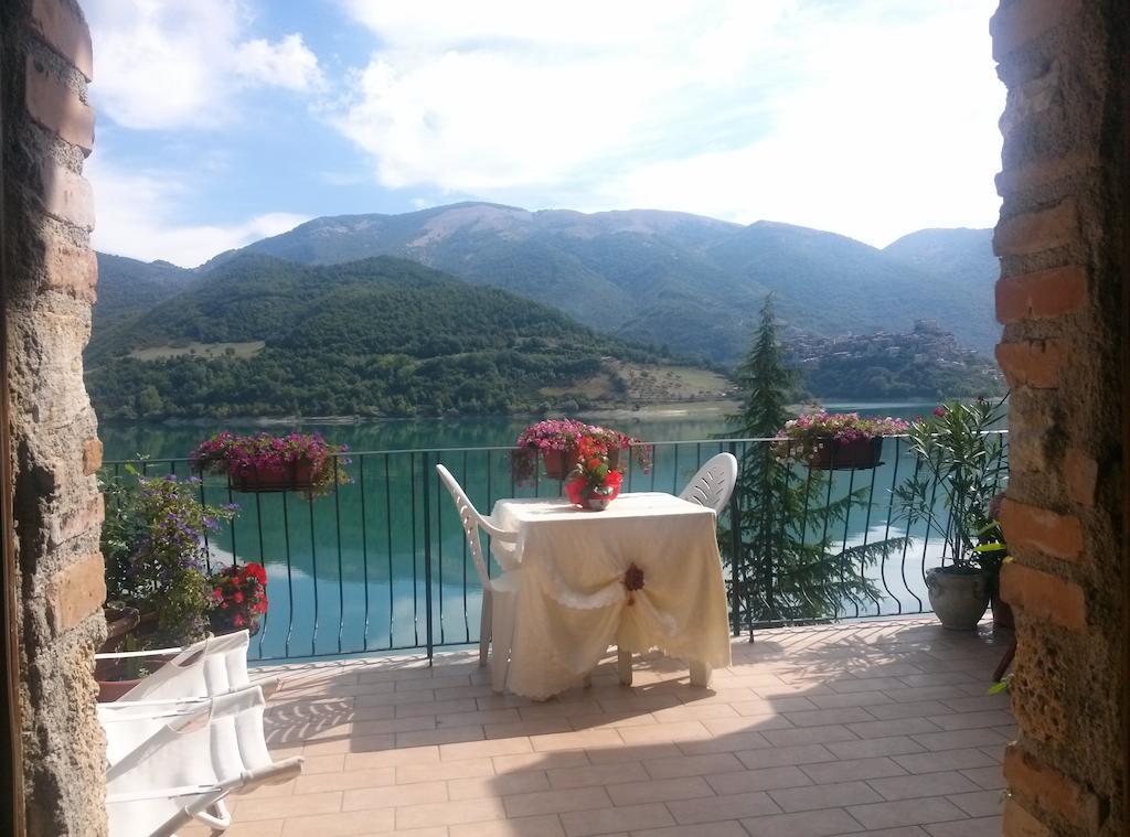 B&B La Casetta Sul Lago Colle di Tora Exterior photo